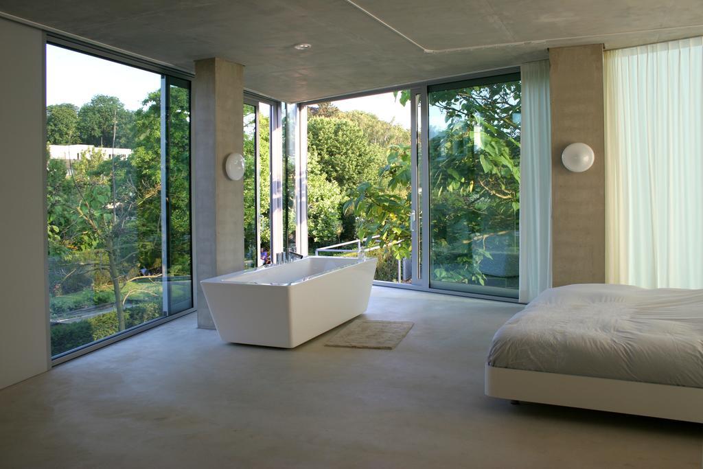 H-House Architectural Residence Маастрихт Номер фото